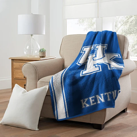 Northwest NCAA Kentucky Wildcats Sherpa Throw Blanket Cover
