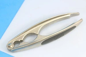  Cascanueces antideslizante de alta resistencia. Herramienta de alicates de aleación de zinc. 6,25". - Imagen 1 de 6