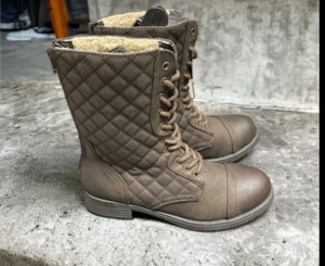 Kmart Women’s Winter Boots - Stylish & Comfortable - Brown 6 And 9 Sizes - Picture 1 of 4