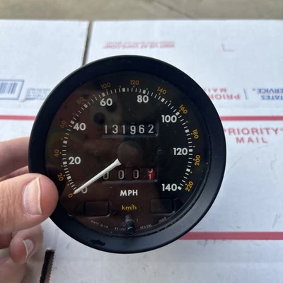 Jaguar XJ6 SER3 1984-1987 Vanden Plas clúster OEM usado velocímetro arnés  Foto 1 de 2