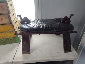 M Hayat Bros Camel Sattelhocker Palisander Leder Ottomane 50er Jahre Vintage  - Bild 1 von 15