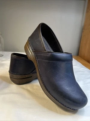 Tamancos femininos Dansko XP UE 41 EUA 10.5 Prossional oleado couro azul marinho - Imagem 1 de 4