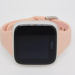 Smartwatch unisex Fitbit FB415 non testato - Foto 1 di 10