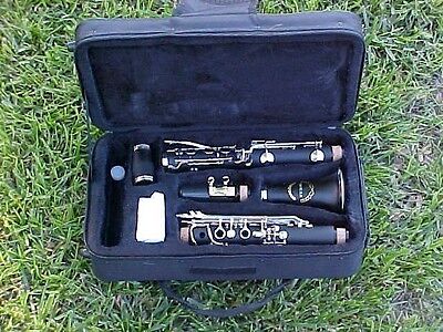 Clarinets-bankruptcy Sale-new Intermediate Concert Band Clarinet-w/ Yamaha Pads • 132.99$