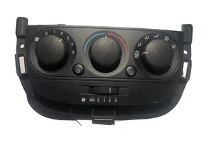 PONTIAC MONTANA SV6 A/C CLIMATE CONTROL REAR ENTERTAINMENT OEM 2006-2009 - Picture 1 of 2