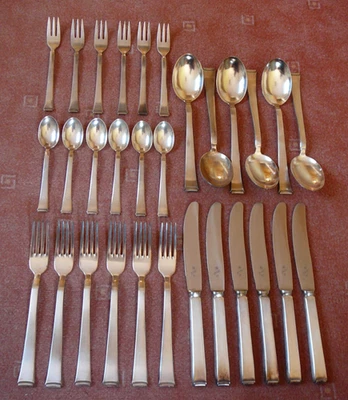 WMF Besteck  - Mod. 2500 - Bauhaus - Entwurf -  6 Pers. - 30 Teile - (2) - Bild 1 von 2