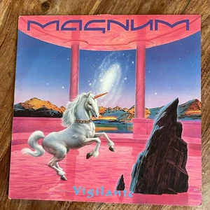 MAGNUM - VIGILANTE     EX/EX+ VINYL LP / LYRIC INNER / 1986 UK FIRST PRESSING - Imagen 1 de 12
