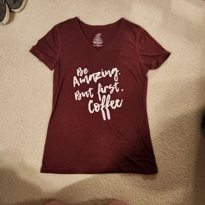 Camiseta Be Amazing But First Coffee para mujer Foto 1 de 4