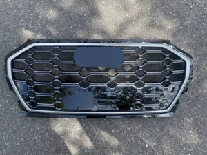 Parrilla delantera negra plateada estilo Q5 SQ5 para Audi 2021-2023 malla de panal - Imagen 1 de 3