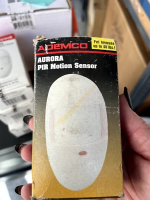 Ademco Aurora PIR Motion Sensor - Image 1 of 2