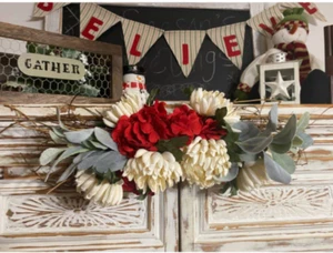 Swag Wreath, Holiday Swag Wreath, Wall Decor - Picture 1 of 3