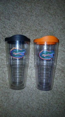 2-NCAA-UNIVERSITY OF FLORIDA GATORS-TERVIS TUMBLERS-24 OZ-U.S.A.-W/ TRAVEL LIDS - Image 1 of 4
