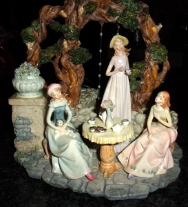 GARTEN TEEPARTY Porzellan MUSIK WASSERBRUNNEN DRINNEN - KERAMIK - SCHWER - 9" - Bild 1 von 10