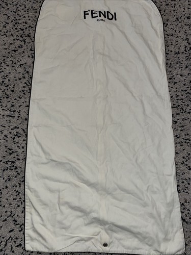 Borsa per indumenti Fendi 42 x 25 pollici
