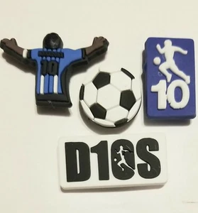 ¡Excelente fútbol! ¡Juego de 4 dijes de zapatos! ¡NUEVO! ¡Para zapatos, pulseras, artesanías y más! - Imagen 1 de 2