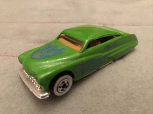 1989 Hot Wheels Purple Passion Green W. Flames White Walls Excellent Condition - Picture 1 of 5