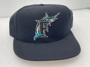 VINTAGE 90's NEW ERA FLORIDA MARLINS 5950 AUTHENTIC 7-1/8 BLACK MLB DEADSTOCK - Picture 1 of 12
