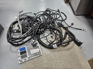 19433249 Module kit (components - incomplete) Harness and Module only - Picture 1 of 3
