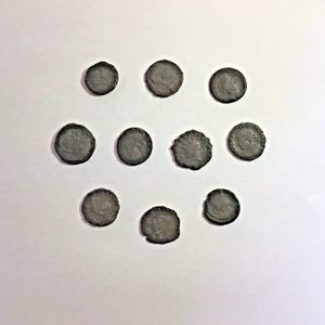 10 uncleaned metal detector found mainly 3rd and 4th century roman coins - Picture 1 of 2
