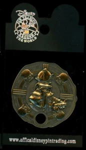 Pin Disney DCL Cruise Line Pirates of Náufrago Cay Pirate Donald Moneda LE 400 - Imagen 1 de 1