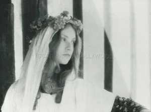 ISABELLE HUPPERT LA DAME AUX CAMELIAS 1981 PHOTO ORIGINAL  #10 - Imagen 1 de 1