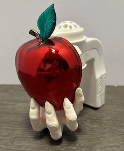 BATH & BODY WORKS Villains Poison Apple Lights Up Wallflower Plug NWOT - Picture 1 of 7