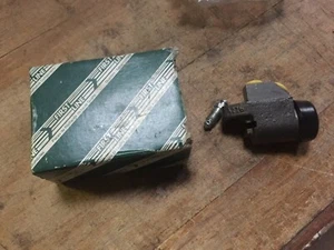 Clásico Se adapta a MINI Reliant Kitten Rover FBW1351 cilindro de rueda delantera LW12051 E24 - Imagen 1 de 5