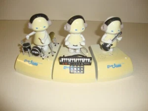 Live Jam White Miniature Robots Lighted Moving Band - Picture 1 of 9