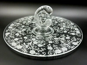 VINTAGE FOSTORIA ETCHED FLORAL ROSES GLASS HANDLE FOOD SNACK SERVING TRAY - Picture 1 of 11