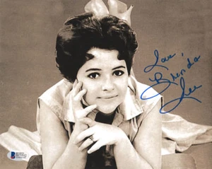 BRENDA LEE SIGNED AUTOGRAPHED 8x10 PHOTO I'M SORRY MUSIC LEGEND RARE BECKETT BAS - Picture 1 of 2
