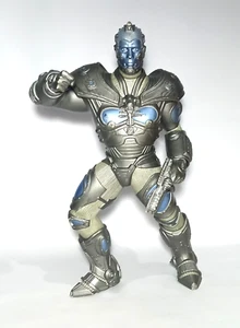 DC COMICS 1997 BATMAN & ROBIN ARNOLD SCHWARZENEGGER MR FREEZE 13" ACTION FIGURE - Picture 1 of 15