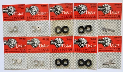 PAQUETES DE PIEZAS DE COCHE DE RANURA MONOGRAMA 10-1960 - NEUMÁTICOS, RUEDAS Y EJES - ¡STOCK ANTIGUO!! Foto 1 de 4