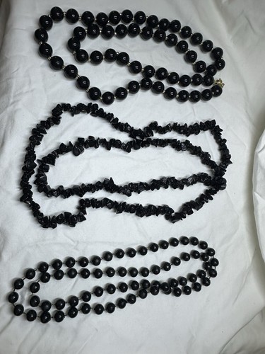 VETEMENTS Set vintage di 3 collane di perline nere 1 con chiusura