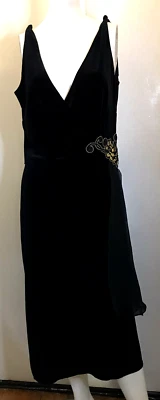 Frederick's of Hollywood Women Black Twisted Sleeve Shift Dress Size 10 NWOT - Image 1 of 4