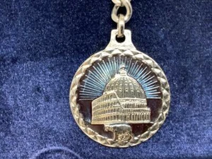 Vintage Souvenir Keyring ROMA Keychain ITALY Ancien Porte-Clés ST.PETER BASILICA - Bild 1 von 4