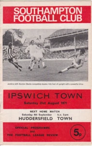 1971/72 SOUTHAMPTON V IPSWICH TOWN 21-08-1971 DIVISION 1 - Picture 1 of 1