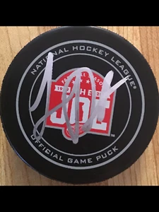 LUC ROBITAILLE SIGNED DETROIT RED WINGS FAREWELL SEASON JLA HOCKEY PUCK w/ COA - Picture 1 of 1