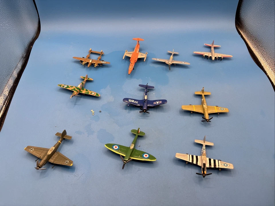 LOTE DE 10 FUNDIDOS A PRESIÓN SUPERMARINE SPITFIRE VINTAGE ZEE TOYS DYNA-FLITES 3" **LEER** Foto 1 de 4