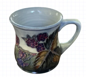 Tazza ceramica artistica inglese Moorcroft bacche naturali foglie autunno 8 oz tazza caffè tè - Foto 1 di 7