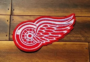 Toppa Red Wings Hockeytown Iron-On Red Wings Hockeytown toppa ricamata sport - Foto 1 di 1