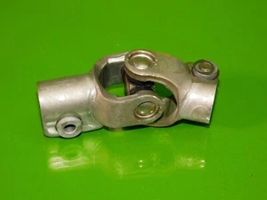 03-05 Civic hybrid OEM steering rack linkage steering knuckle yoke U joint - Picture 1 of 4