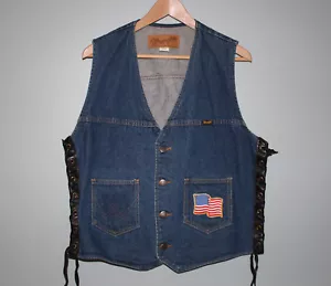 Vintage Men XL Wrangler Vest Biker Jean Denim Motorcycle Flag Patch Laces Lacing - Picture 1 of 9