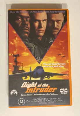 Flight Of The Intruder [VHS] CIC Taft Video 1991 Big Box Ex-Rental Tape! - Image 1 of 4