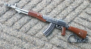 Llavero de rifle de asalto con pistola rusa Nikonov de metal coleccionable Call of Duty AN-94 - Imagen 1 de 4
