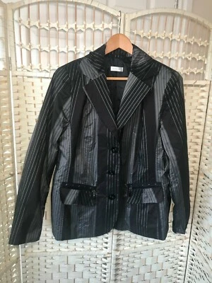 Bonita Jacket Black Grey Wide Stripe Size UK 18 Lightweight Zip Front Pockets - Image 1 of 4