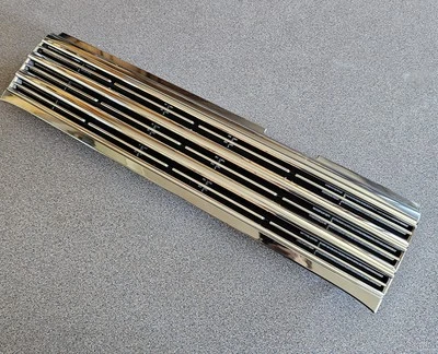 Rare JDM Nissan Cube Z12 Axis Front Grille In Chrome - Imagem 1 de 4