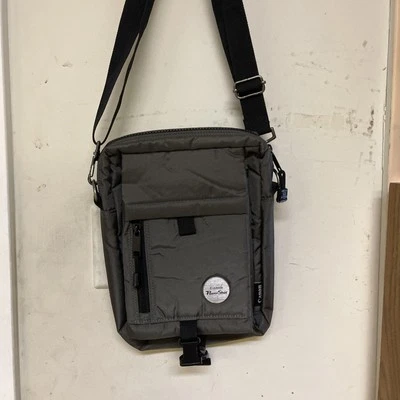 Bolso bandolera para cámara Canon PowerShot correa para el hombro 11" x 8" varios bolsillos Foto 1 de 4