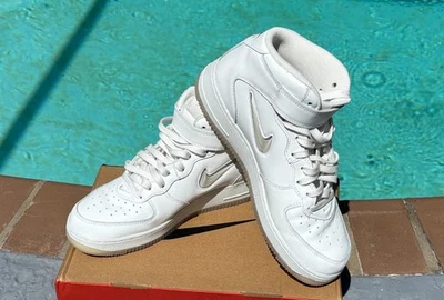 Size 9 - Nike Air Force 1 '07 Mid White - Image 1 of 4