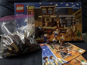 Lego Toy Story 7594 Woody's Roundup - Picture 1 of 2