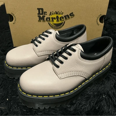 Zapatos Oxford DR MARTENS 8053 Cuádruples Vintage Taupe Con Cordones Para Mujer’s 9 Nuevos En Caja Foto 1 de 4